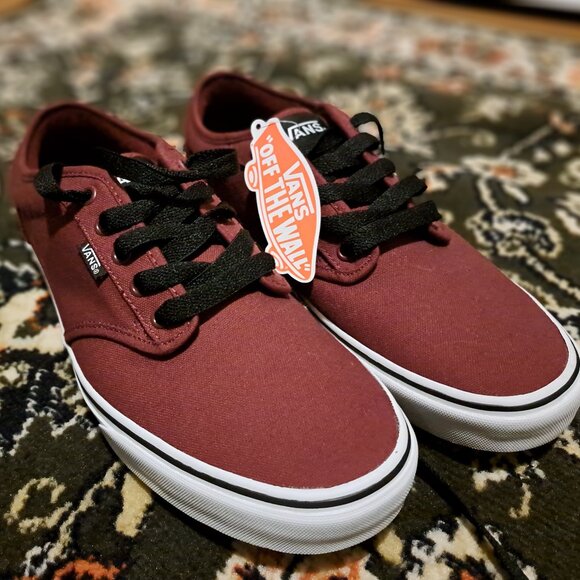 Never Worn Maroon Burgundy Vans - Size 12 Mens - Picture 1 of 7